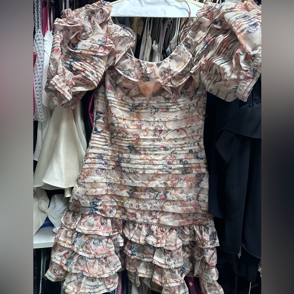 Dress - Picture 5 of 8